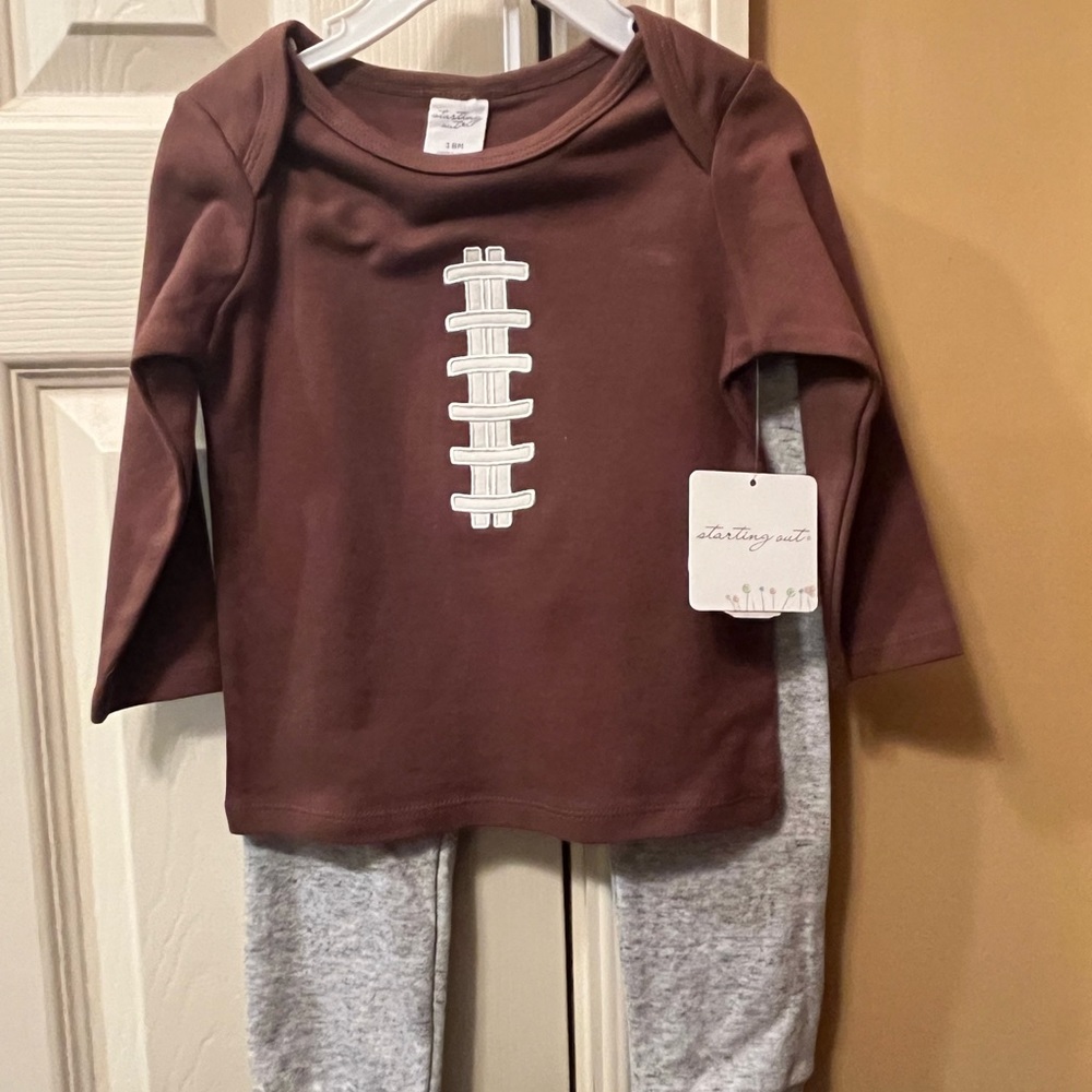 Dillard's Brand: Starting Out Football Set. Size:18M